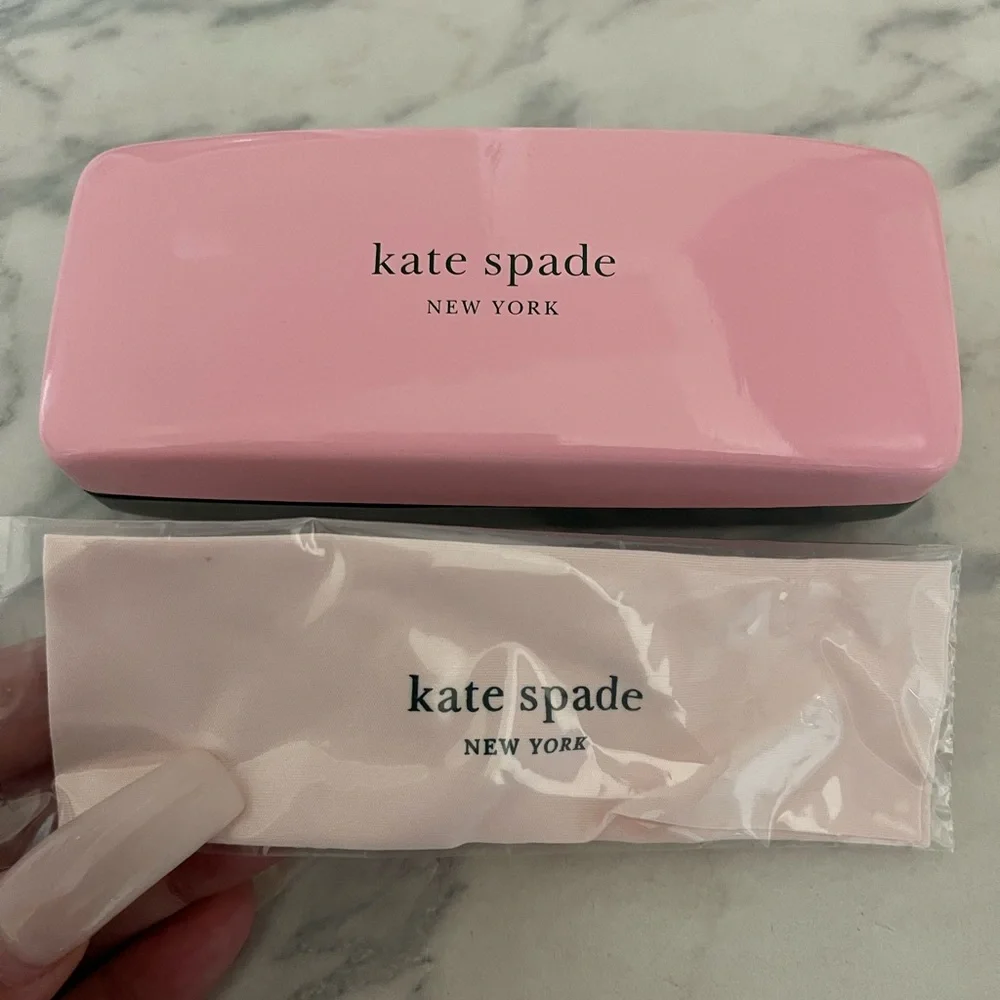 Kate spade sunglasses case - Picture 3 of 3